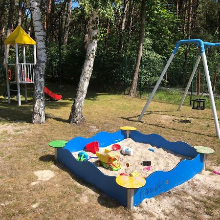 Apartament Baltica Z Ogrodkiem - W Ustronnym Miejscu Tuz Przy Plazy Rogowo  Dış mekan fotoğraf