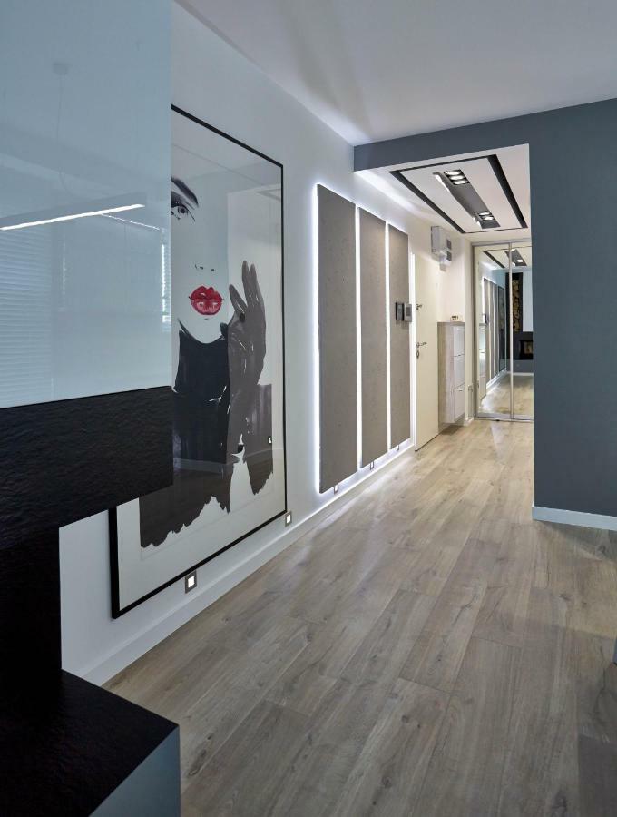 Apartament Baltica Z Ogrodkiem - W Ustronnym Miejscu Tuz Przy Plazy Rogowo  Dış mekan fotoğraf