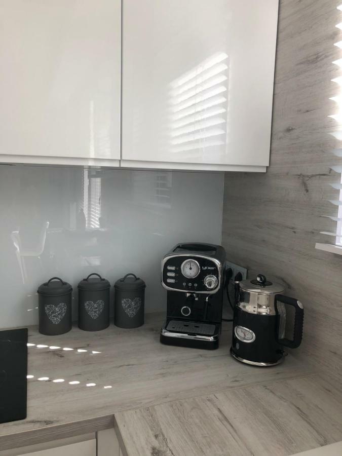 Apartament Baltica Z Ogrodkiem - W Ustronnym Miejscu Tuz Przy Plazy Rogowo  Dış mekan fotoğraf