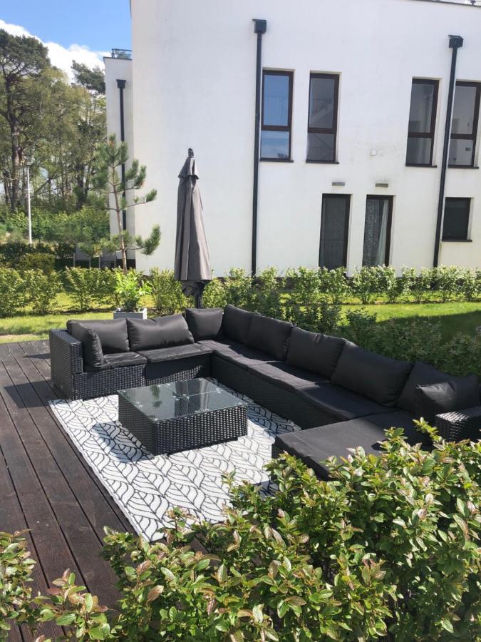 Apartament Baltica Z Ogrodkiem - W Ustronnym Miejscu Tuz Przy Plazy Rogowo  Dış mekan fotoğraf